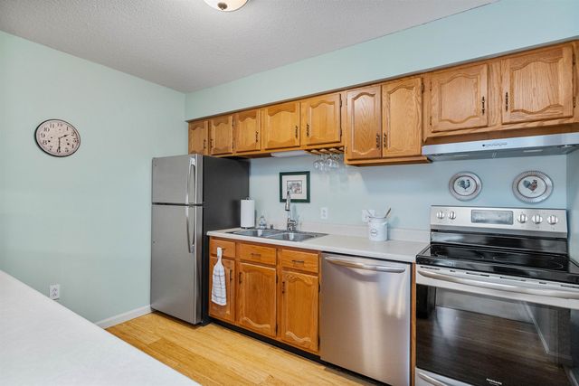 34 Brickyard Rd Unit 14, Essex Junction, VT 05452