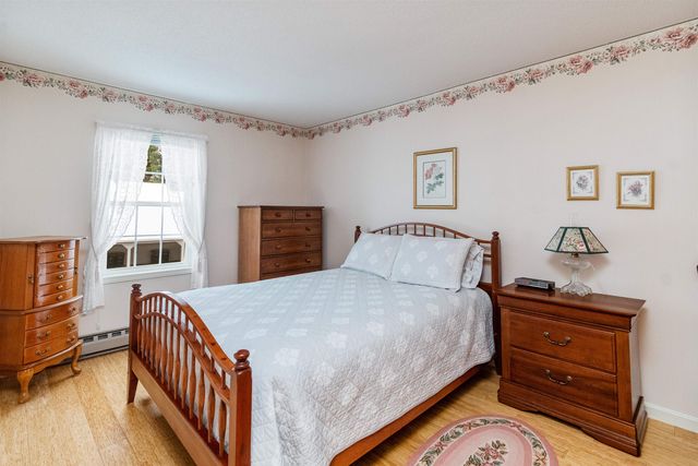 34 Brickyard Rd Unit 14, Essex Junction, VT 05452