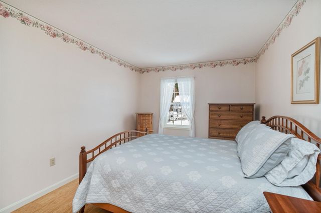 34 Brickyard Rd Unit 14, Essex Junction, VT 05452