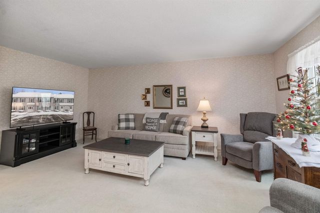 34 Brickyard Rd Unit 14, Essex Junction, VT 05452