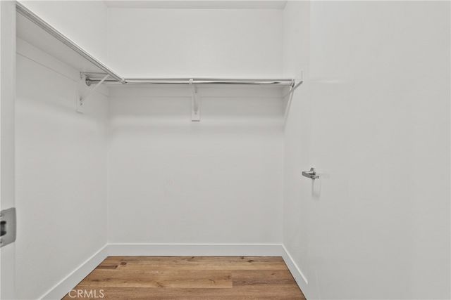 21301 Erwin Street 206, Woodland Hills, CA 91367