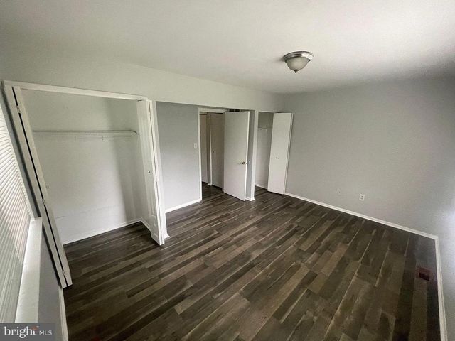 400 BARCLAY WALK, Cherry Hill, NJ 08034