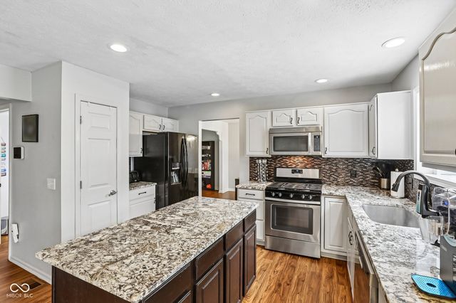7194 Rodney Place, Noblesville, IN 46062