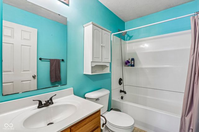 7194 Rodney Place, Noblesville, IN 46062