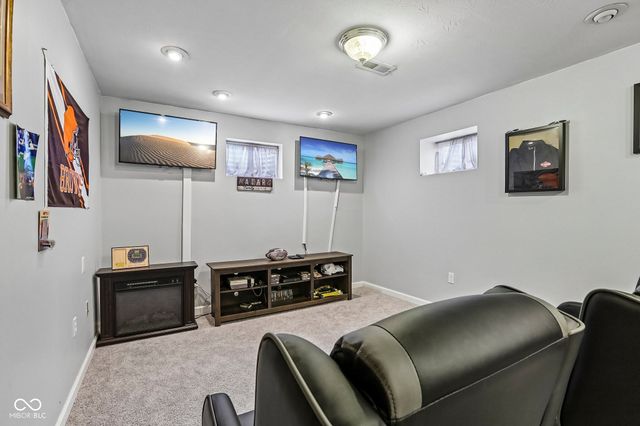 7194 Rodney Place, Noblesville, IN 46062