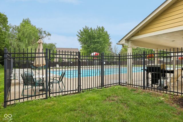 7194 Rodney Place, Noblesville, IN 46062
