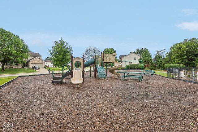7194 Rodney Place, Noblesville, IN 46062