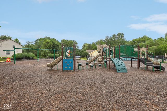 7194 Rodney Place, Noblesville, IN 46062