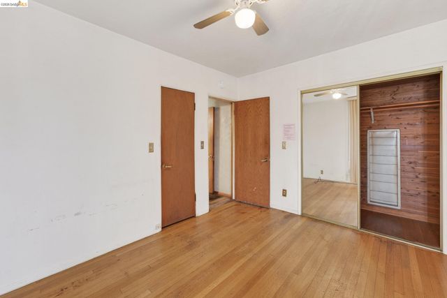 8115 Iris St, Oakland, CA 94605