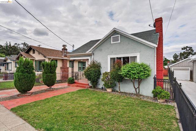 8115 Iris St, Oakland, CA 94605