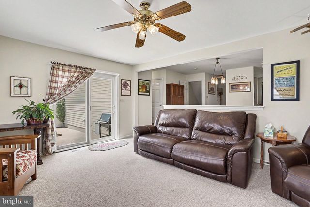 3300 NICOLE CT, Dover, PA 17315
