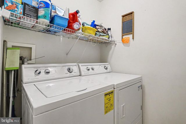 3300 NICOLE CT, Dover, PA 17315