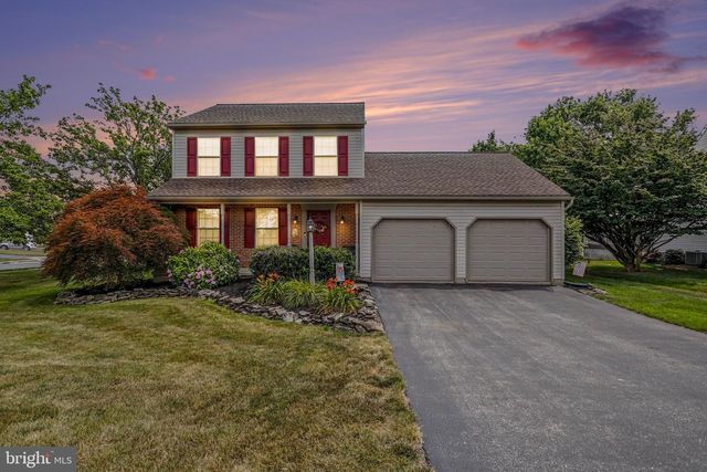 3300 NICOLE CT, Dover, PA 17315
