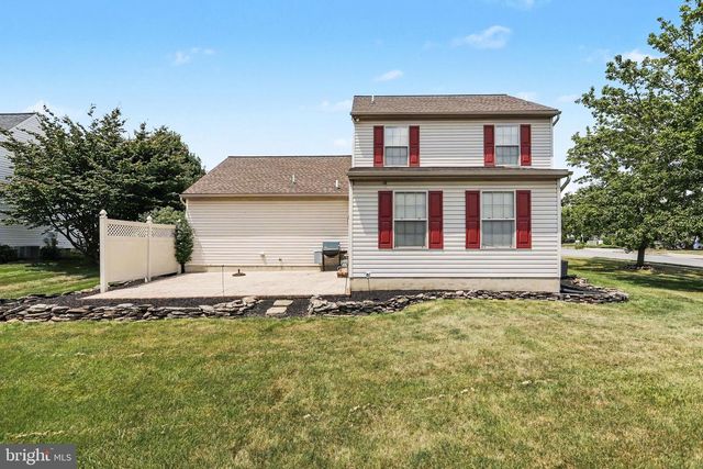 3300 NICOLE CT, Dover, PA 17315