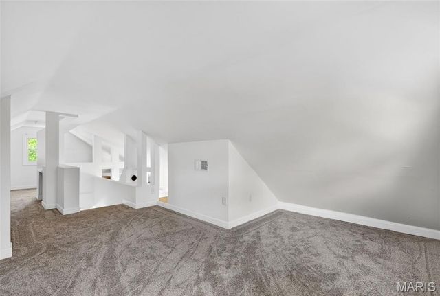21 S Dellwood Avenue, St Louis, MO 63135