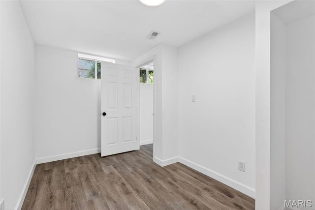 21 S Dellwood Avenue, St Louis, MO 63135