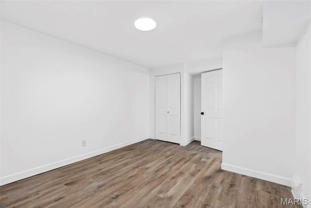 21 S Dellwood Avenue, St Louis, MO 63135