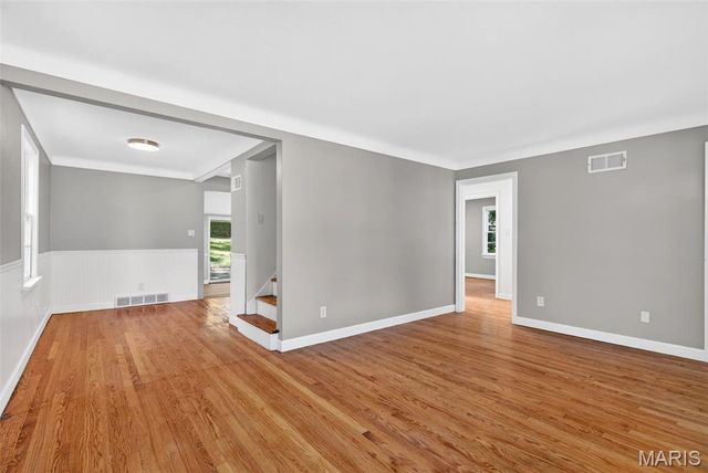 21 S Dellwood Avenue, St Louis, MO 63135