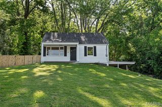 21 S Dellwood Avenue, St Louis, MO 63135