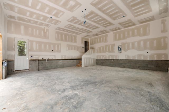 1010 Stone Creek Ln, Lebanon, TN 37087