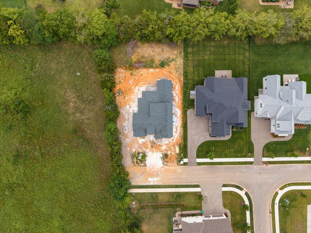 1010 Stone Creek Ln, Lebanon, TN 37087