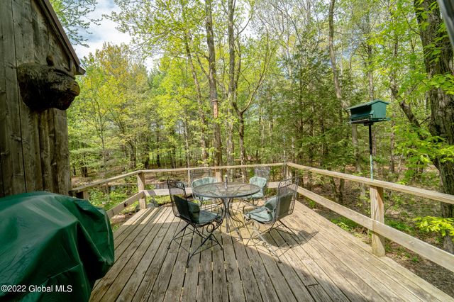 8 Robin Ann Lane, Westerlo, NY 12193