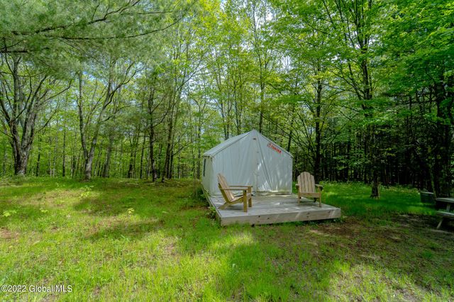8 Robin Ann Lane, Westerlo, NY 12193