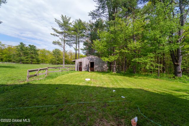 8 Robin Ann Lane, Westerlo, NY 12193