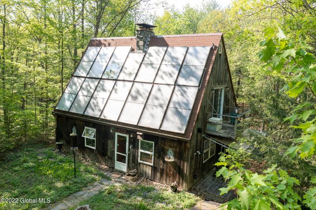 8 Robin Ann Lane, Westerlo, NY 12193