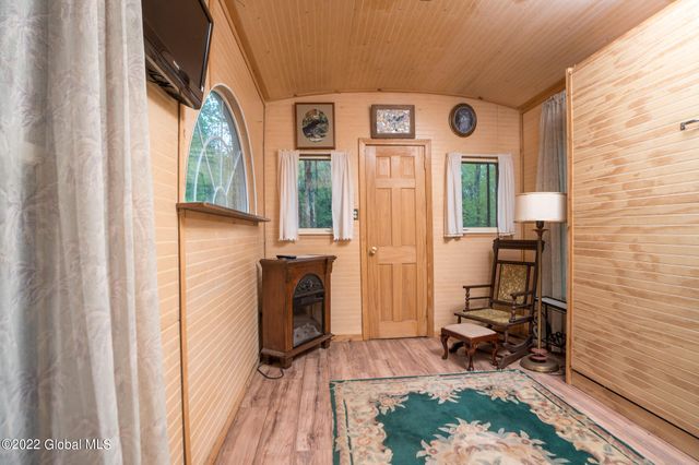 8 Robin Ann Lane, Westerlo, NY 12193