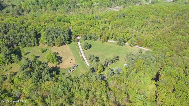 8 Robin Ann Lane, Westerlo, NY 12193