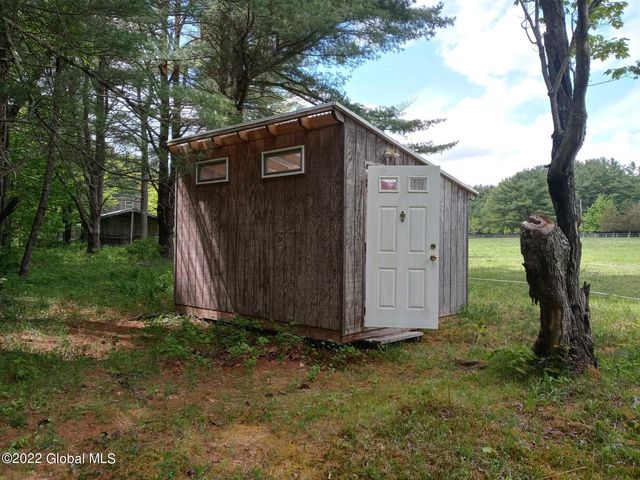 8 Robin Ann Lane, Westerlo, NY 12193