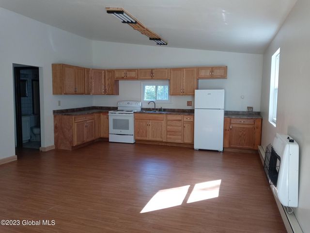 8 Robin Ann Lane, Westerlo, NY 12193