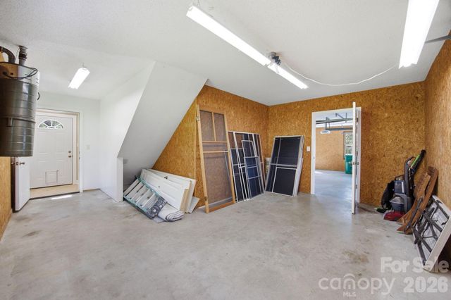 29 Small Mountain Drive, Asheville, NC 28805