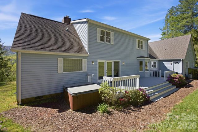 29 Small Mountain Drive, Asheville, NC 28805