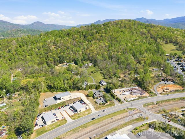 29 Small Mountain Drive, Asheville, NC 28805