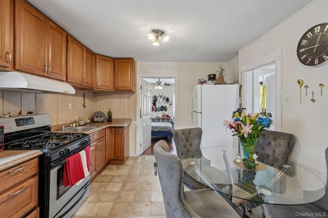 34 Cedar Street, Sleepy Hollow, NY 10591