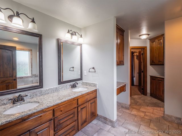 3515 Pyle Mountain, Mcalester, OK 74501