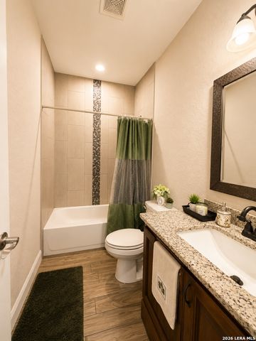 138 Wainwright, San Antonio, TX 78211