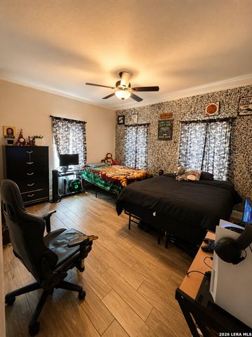 138 Wainwright, San Antonio, TX 78211