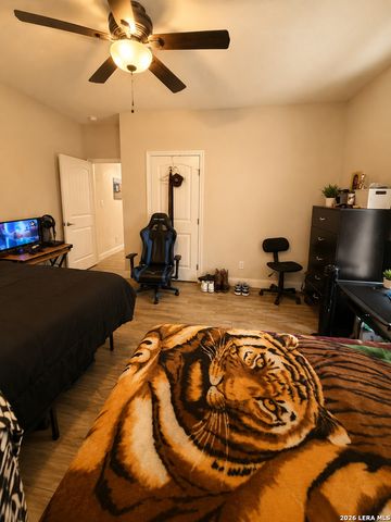 138 Wainwright, San Antonio, TX 78211