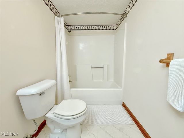 127 Rauch Drive, Marietta, OH 45750