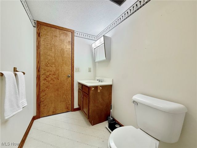 127 Rauch Drive, Marietta, OH 45750