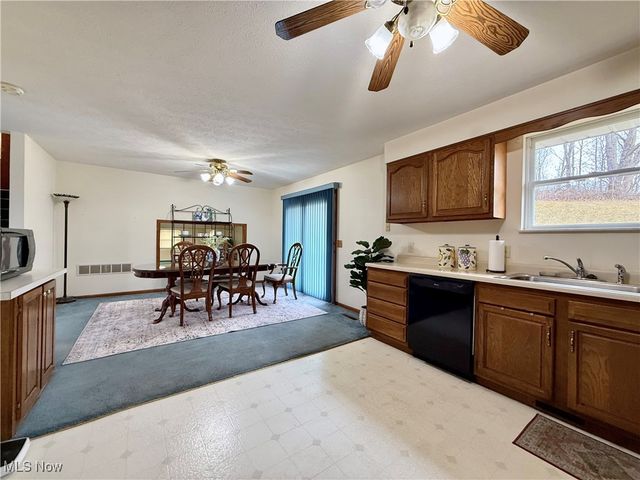 127 Rauch Drive, Marietta, OH 45750