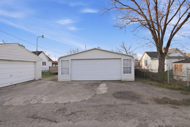 1476 Thomas Avenue, Columbus, OH 43223