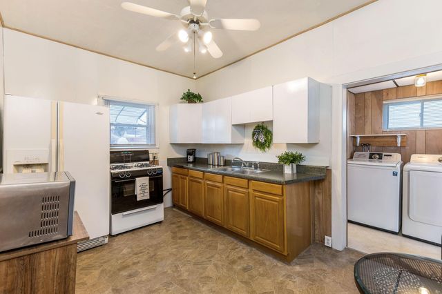 1476 Thomas Avenue, Columbus, OH 43223