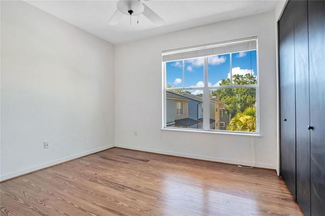 828 E WASHINGTON STREET, Orlando, FL 32801
