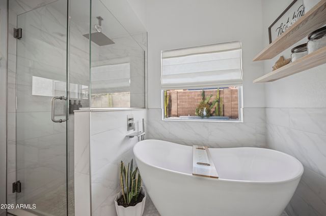 7838 W MCRAE Way, Glendale, AZ 85308