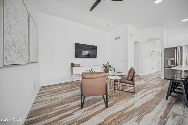 7838 W MCRAE Way, Glendale, AZ 85308