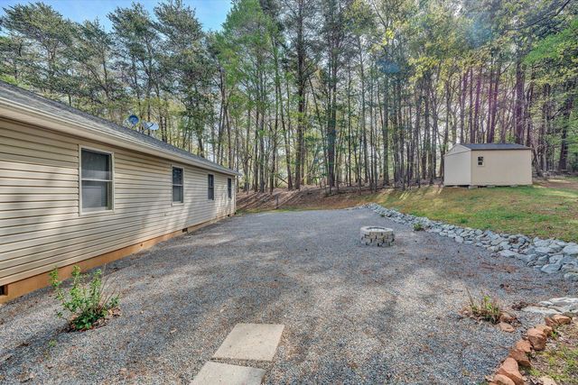 990 Highland Lake RD, Union Hall, VA 24176